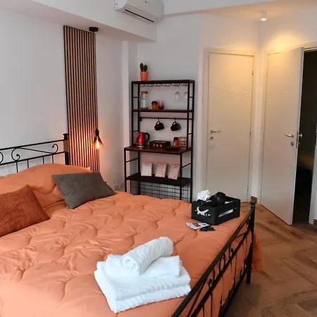 Bed & Breakfast Nest House