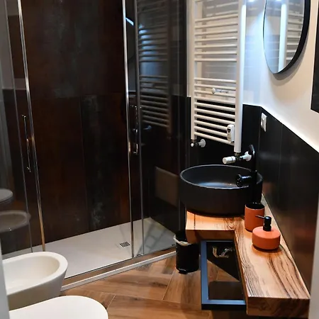 Nest House 4*