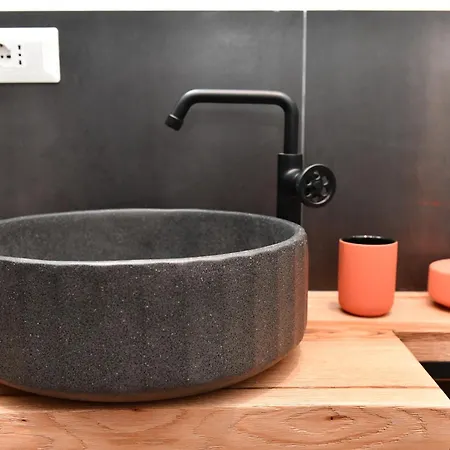 Nest House Panzió Róma