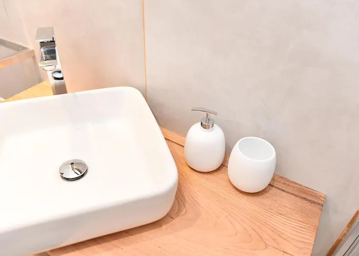 Bed & Breakfast Nest House