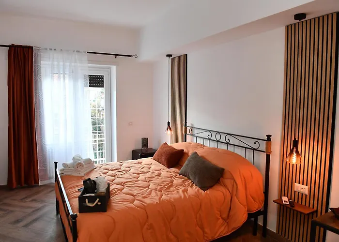 Bed & Breakfast Nest House 4*