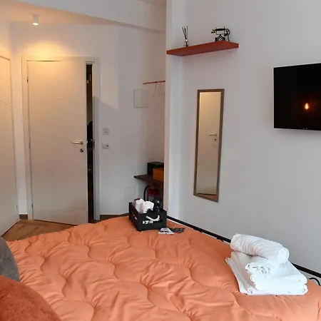Nest House Bed and breakfast 4*